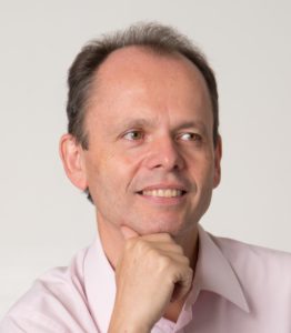 WB210909: Hermann Ladner, Vorsitzender der Institutsleitung vom Life Institut, Kirchmooshöhe 4, 4800 Zofingen, Switzerland, m: +41-44-770-19-71, www.life-ag.ch